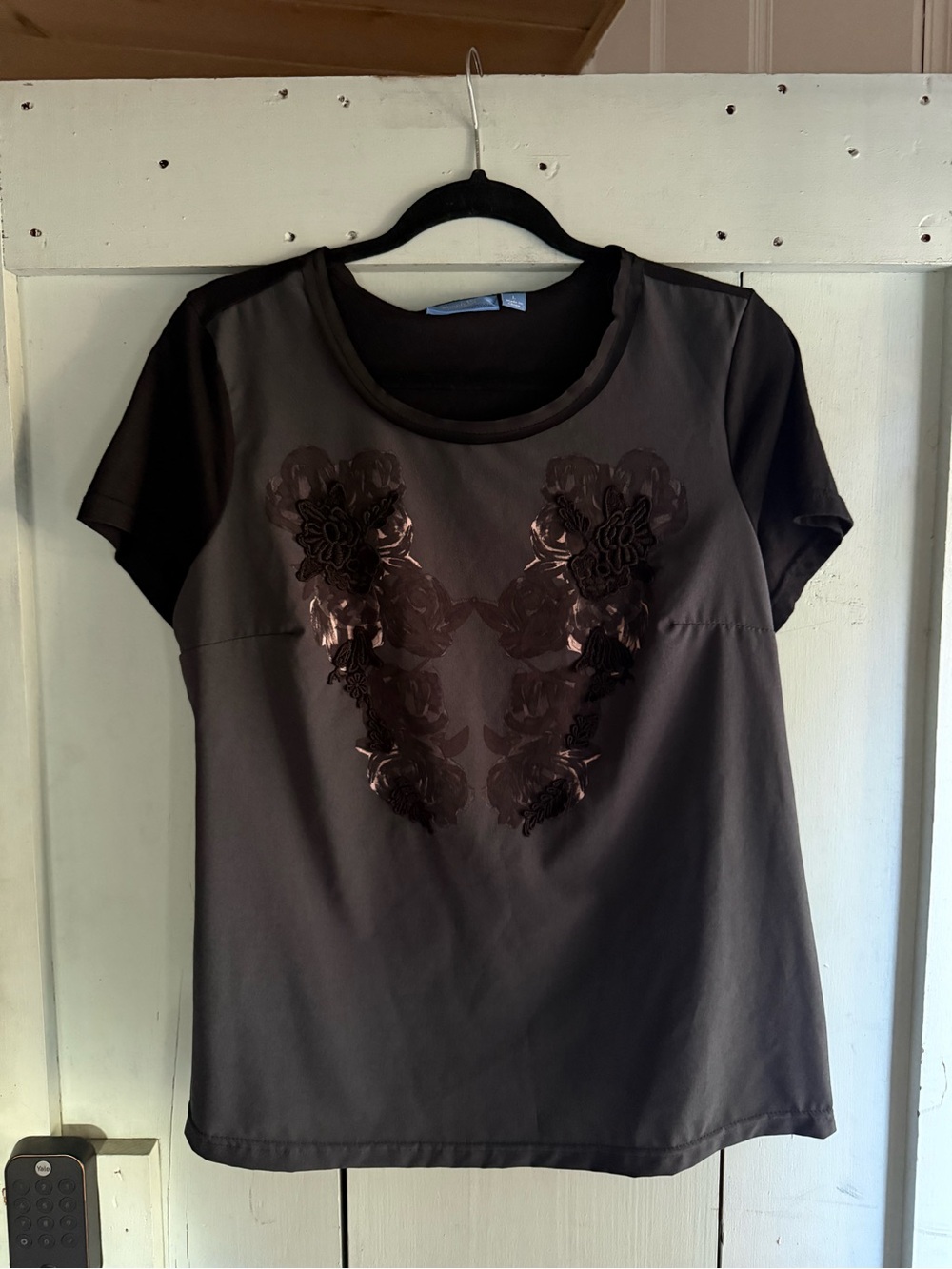 Vera Wang Black Short-Sleeve Embellished Tee
